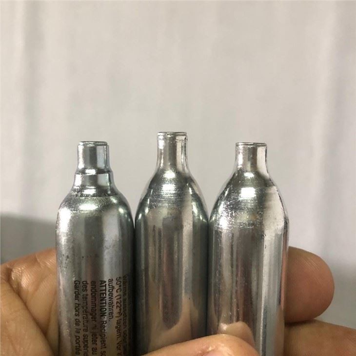 Nešiojama Co2 kasetė